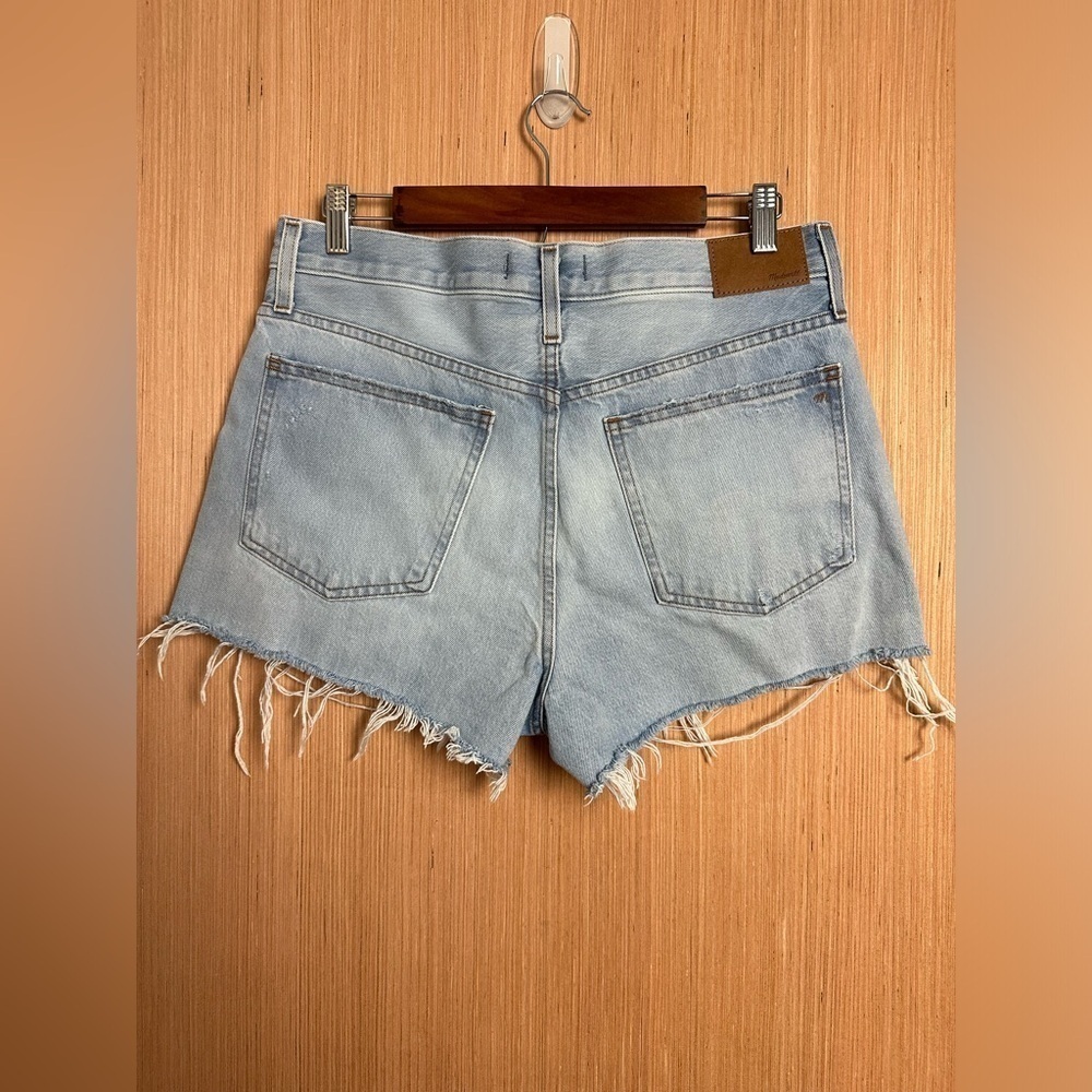 Madewell Relaxed Denim Shorts, Size 28 (v) - Picture 4 of 8